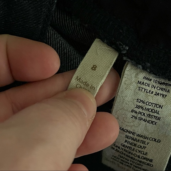 Soft surroundings metamorphic button front flare jeans size 8 - Picture 5 of 8